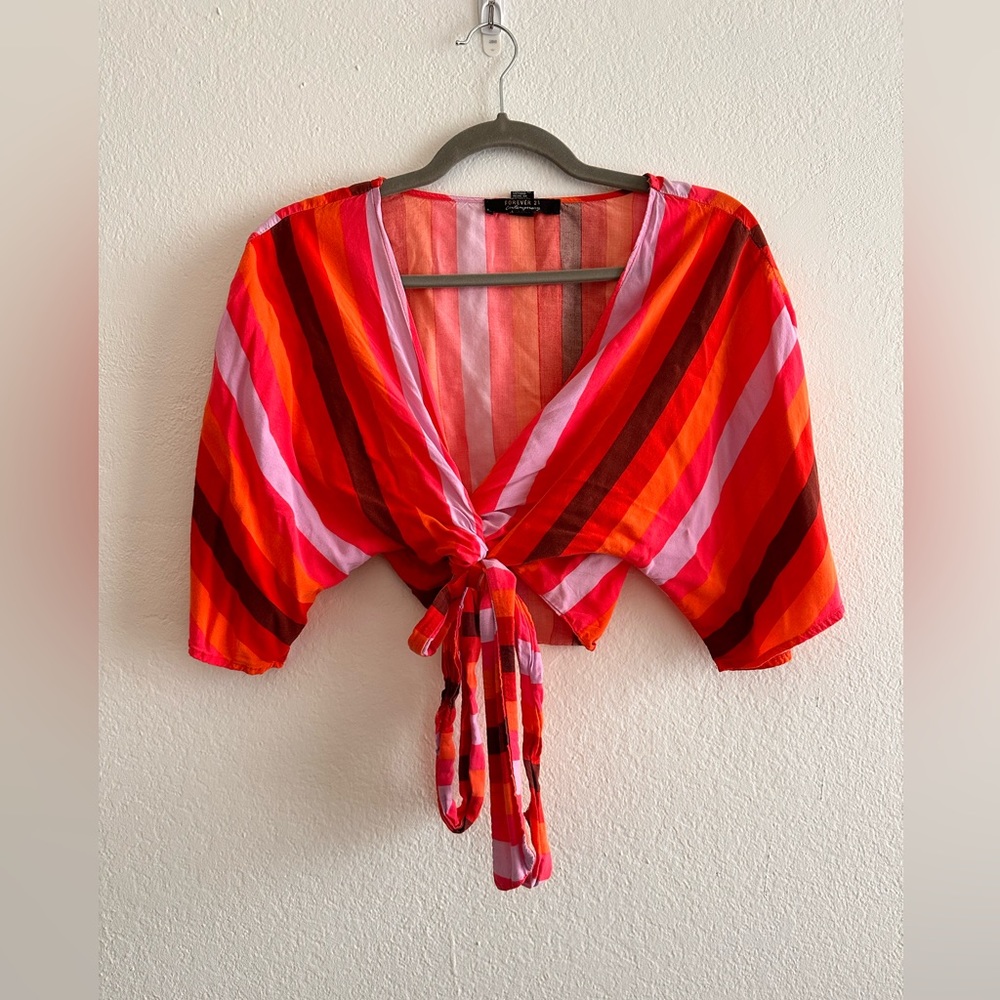 Cropped Wrapped Top ☀️